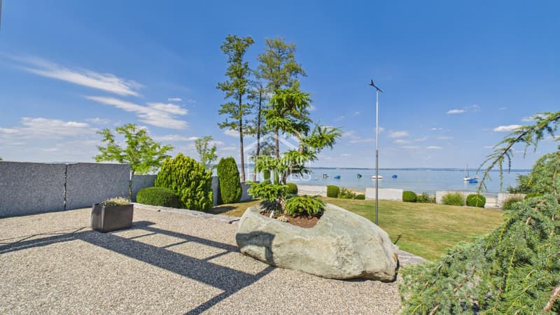 WO DER GARTEN ENDET UND DER BODENSEE BEGINNT (3)