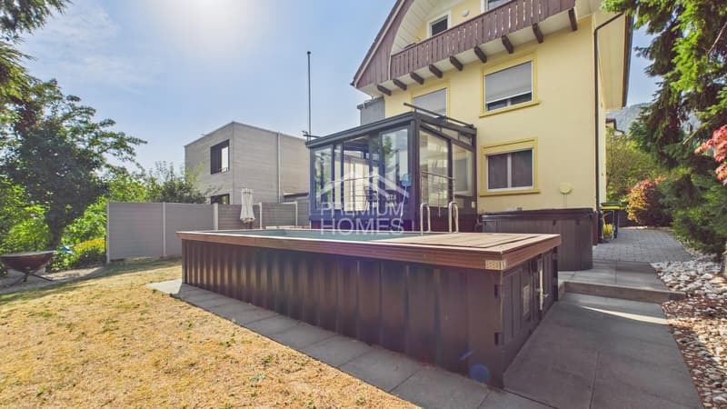 Exklusives Familienhaus mit zusätzlicher Wohneinheit, Pool und Doppelg (3)