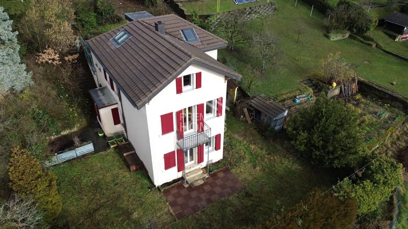 Maison à transformer dans un cadre privilégié (2)