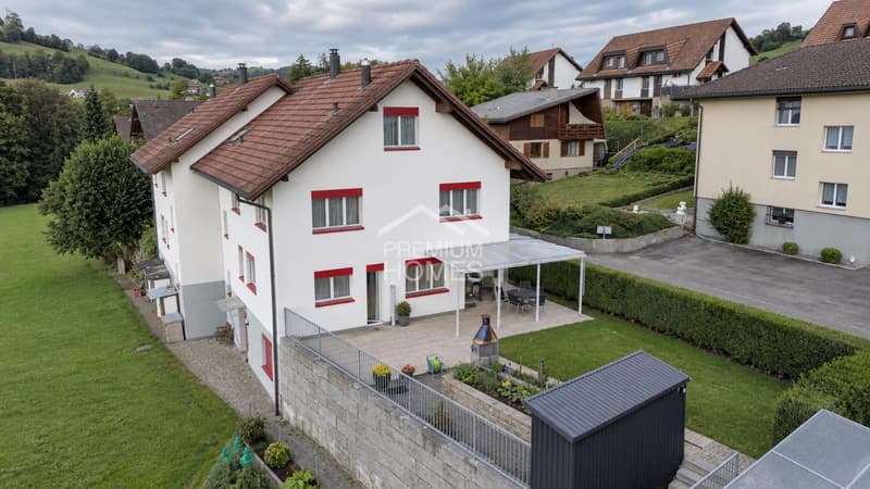 Ein Haus, zwei Wohnwelten - Platz für Familie und Zukunft (1)