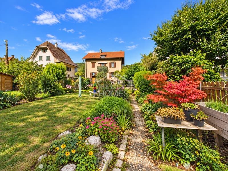 Familienglück mit Garten (1)
