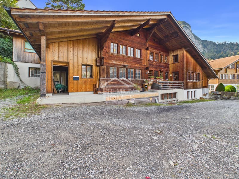 Bergsicht in Wimmis: 2 Parzellen, 3 Wohnungen plus Ausbau (8)