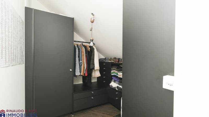 Exclusive attic apartment with balcony - modern & new (10)