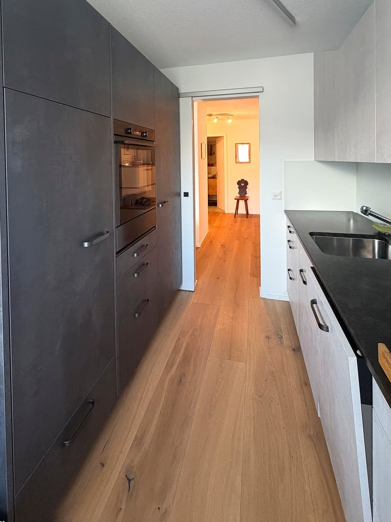 Charmante, komplett renovierte 2-Zimmer-Ferienwohnung in Flims (9)
