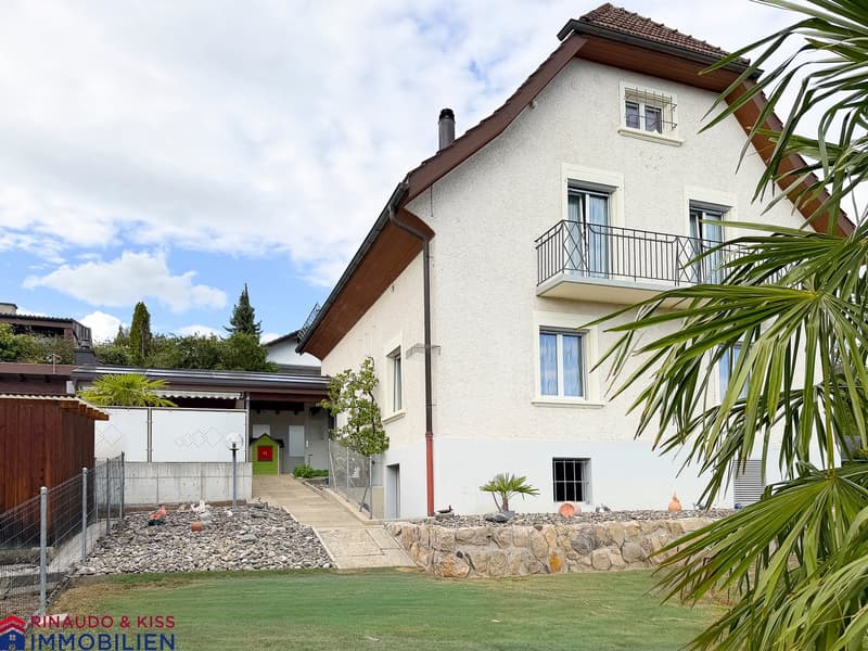 Charmantes Einfamilienhaus mit Pool und Garten in Küttigen (1)