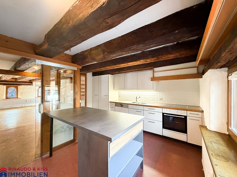Ein Zuhause für Liebhaber des Besonderen mit Lift und Balkon (4)