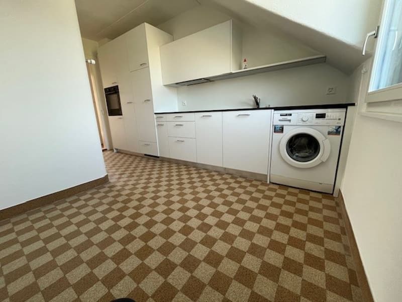 Neu renovierte 4.5 Zimmerdachwohnung in Ittigen zu vermieten! (2)