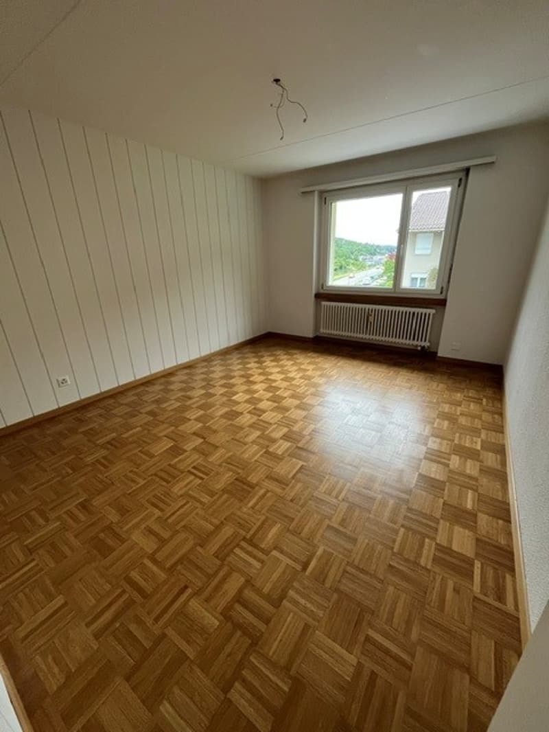À louer immédiatement ! Appartement 4.5 pièces entretenu (3)