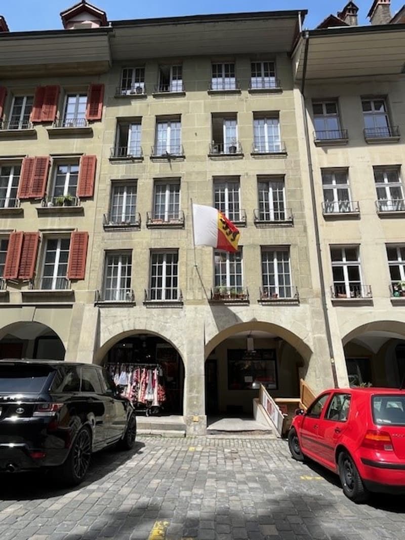 Vis-à-vis dem Berner Münster Ladenfläche zu vermieten (1)