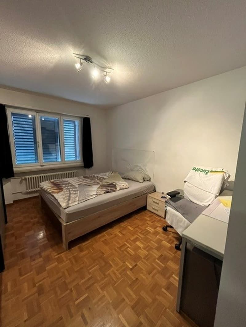 Herzige 2.5-Zimmerwohnung zu vermieten (3)