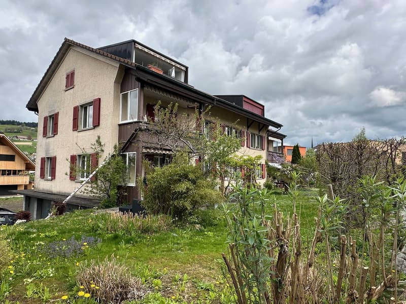 Zu vermieten ruhig, zentral gelegene 4-Zimmerwohnung (1)