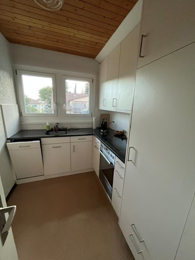 Wohnen im Liebefeld! Zu vermieten herzige 2.5-Zimmerwohnung (2)