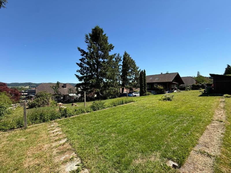 CHALET MIT CHARME, VIEL LAND UND GROSSEM POTENZIAL (6)