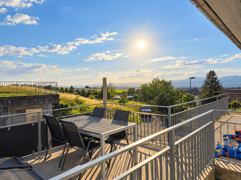 UNVERBAUBARER WEITBLICK ÜBER DEN JURA (3)