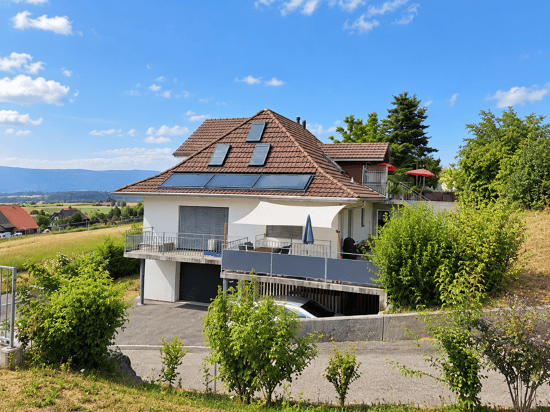 UNVERBAUBARER WEITBLICK ÜBER DEN JURA (2)