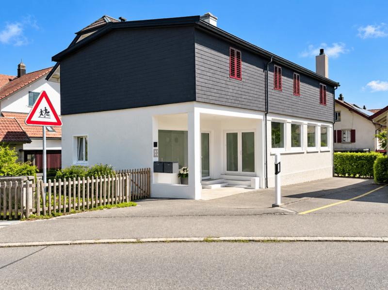 NEU SANIERTE GEWERBEFLÄCHE ZU VERMIETEN (1)