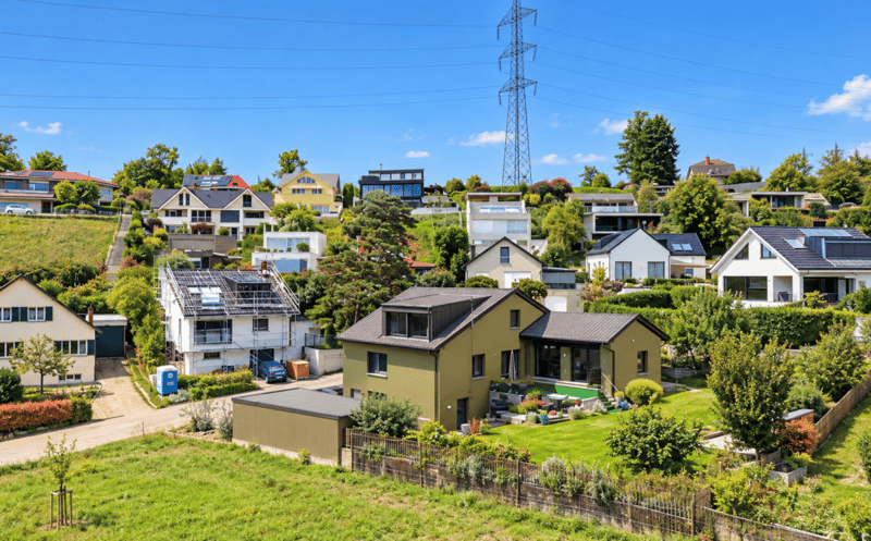 Modernes Wohnerlebnis mit Traumgarten und Weitsicht (2)