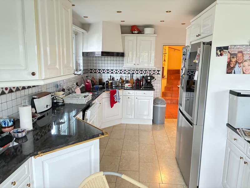 Charming single-family house with pool in Stüsslingen (8)