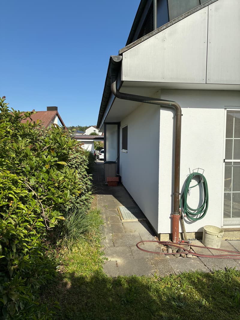 Charming single-family house with pool in Stüsslingen (4)