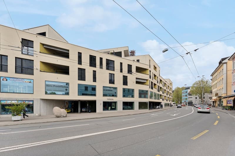 Büro-/Praxisräume vis-à-vis Neumarktplatz zu vermieten (4)