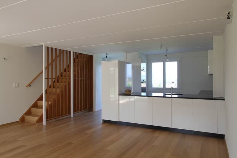 Herziges 4-Zimmer-Reihenhaus mit intimem Garten und Jurasicht (4)