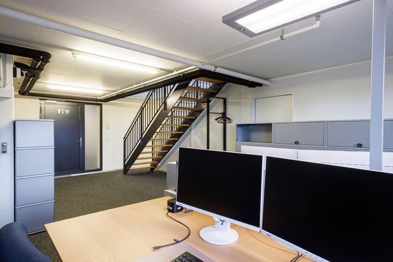 Büro-/Praxisräume - "Atrium" - Top Business-Standort! (3)