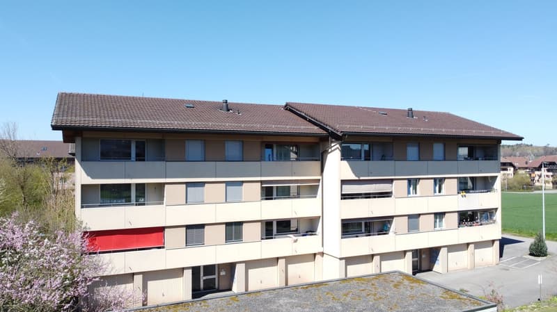 Cozy 3.5 room apartment with balcony and garage in Moosseedorf (2)