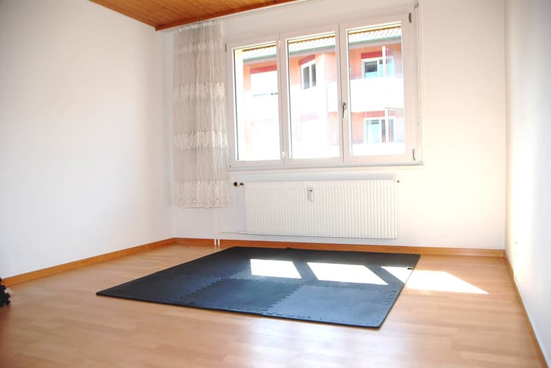 Cozy 3.5 room apartment with balcony and garage in Moosseedorf (11)