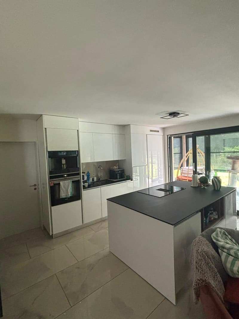 Maison unifamiliale 5,5 pièces avec appartement en location 2,5 pièces | Année de construction 2022 | 202 m² d'espace de vie (8)