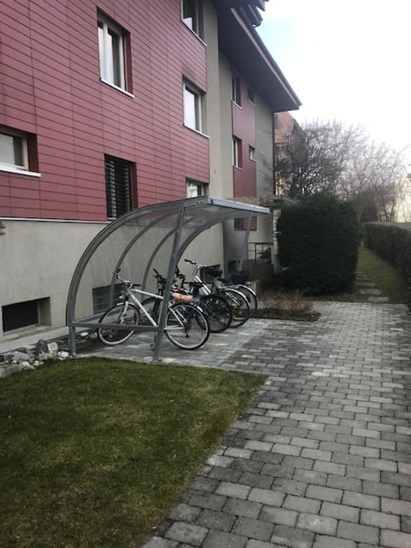 Charmant appartement de 2,5 pièces adapté aux personnes âgées au rez-de-chaussée dans le quartier de Schoren, Thun (14)
