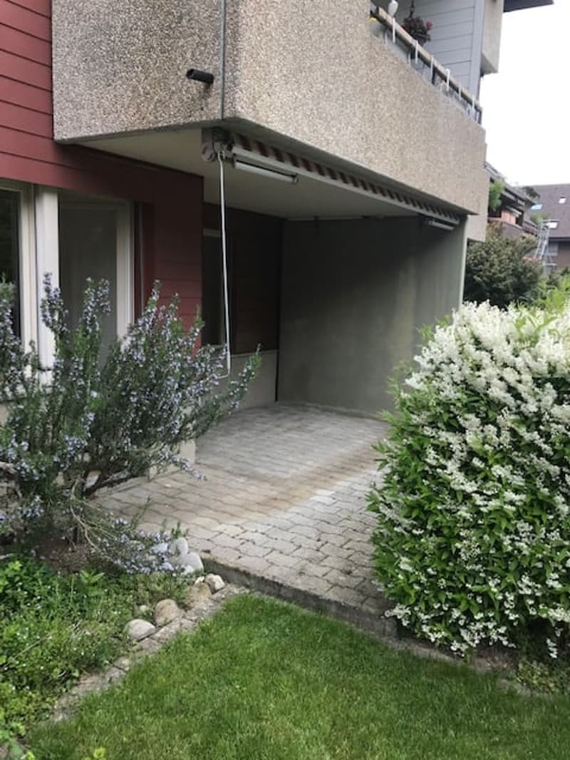 Charmant appartement de 2,5 pièces adapté aux personnes âgées au rez-de-chaussée dans le quartier de Schoren, Thun (4)