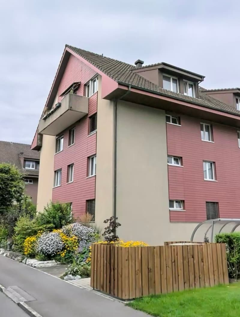 Charmant appartement de 2,5 pièces adapté aux personnes âgées au rez-de-chaussée dans le quartier de Schoren, Thun (1)
