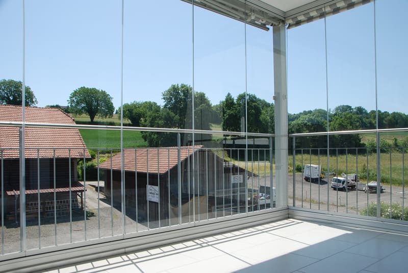 Einziehen und Wohlfühlen: Ihr neues Zuhause mit Balkon / Wintergarten-Feeling zu jeder Jahreszeit! (13)
