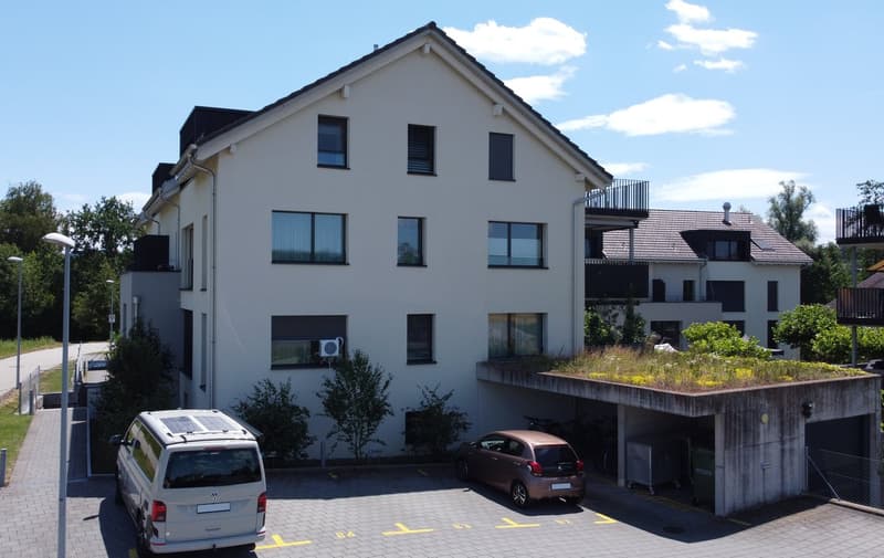 Moderne 4.5-Zimmer-Wohnung mit 2 Balkonen und schöner Aussicht in Affoltern am Albis (3)