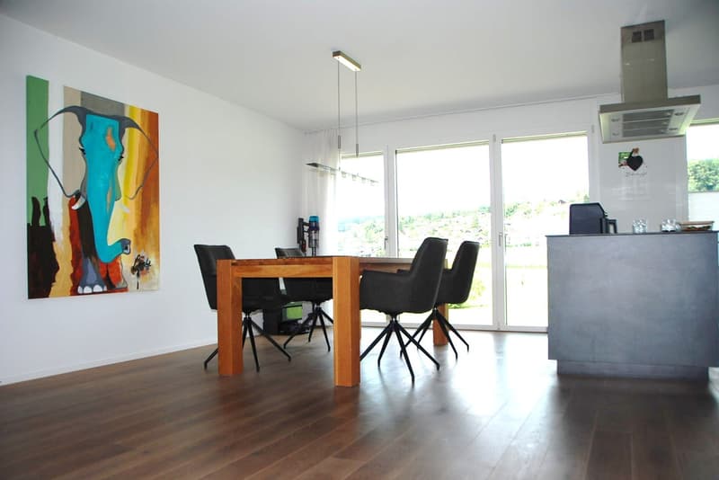 Moderne 4.5-Zimmer-Wohnung mit 2 Balkonen und schöner Aussicht in Affoltern am Albis (11)