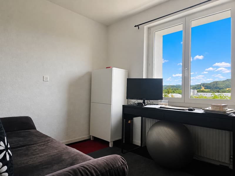 Detached single-family house in a family-friendly location with garden and Alpine view (8)