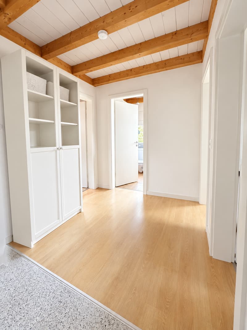 4.5-Zimmer-Maisonettewohnung mit Galerie, Balkon und Gartenanteil (8)