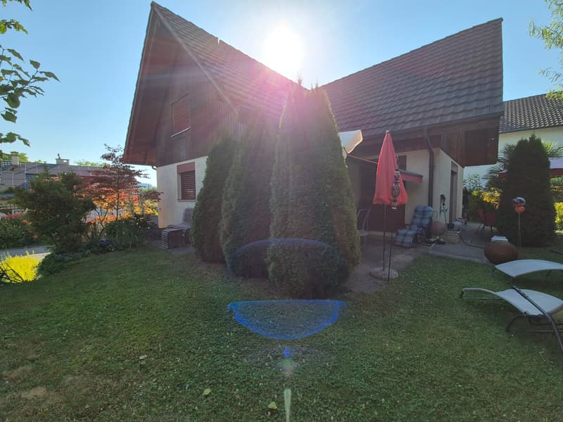 A friendly 5.5-room house with hobby room, garage, and idyllic surroundings (1)