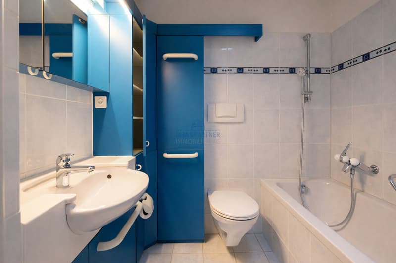 Badezimmer / Bathroom