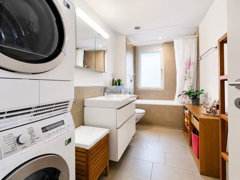 Badezimmer / Bathroom