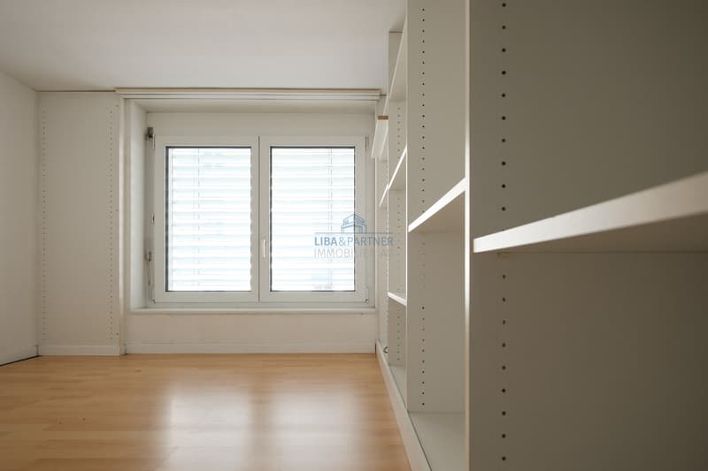 Bastel- oder Büroraum (Raumhöhe 1.65 m) / Craft or office space