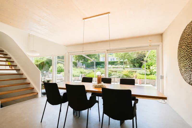 Esszimmer / Dining Room