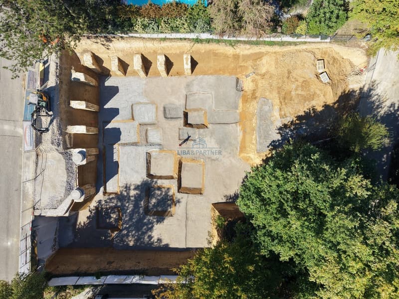 Grundstück / Baufortschritt  / Property / Construction Progress