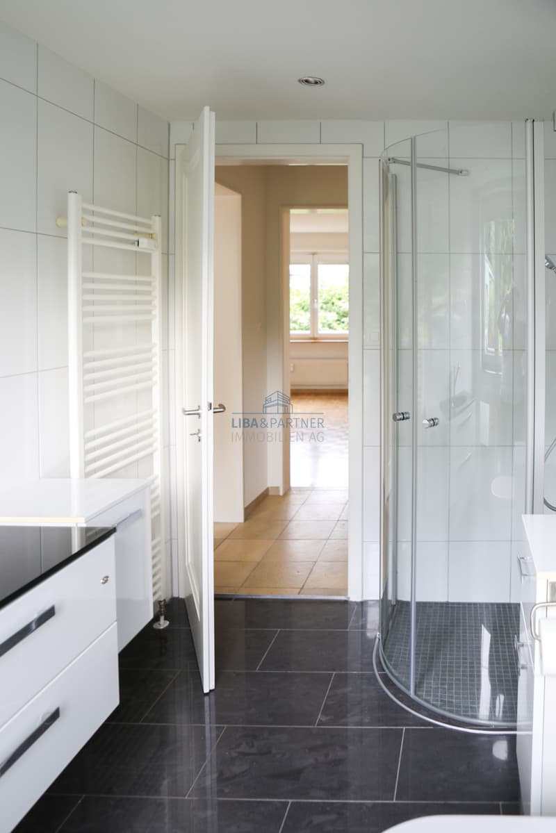 Badezimmer / Bathroom