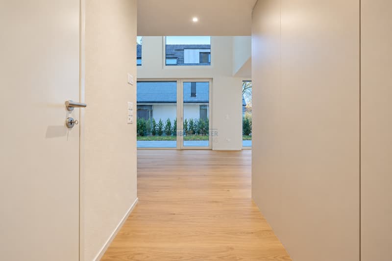 Eingangsbereich  / Entrance Area