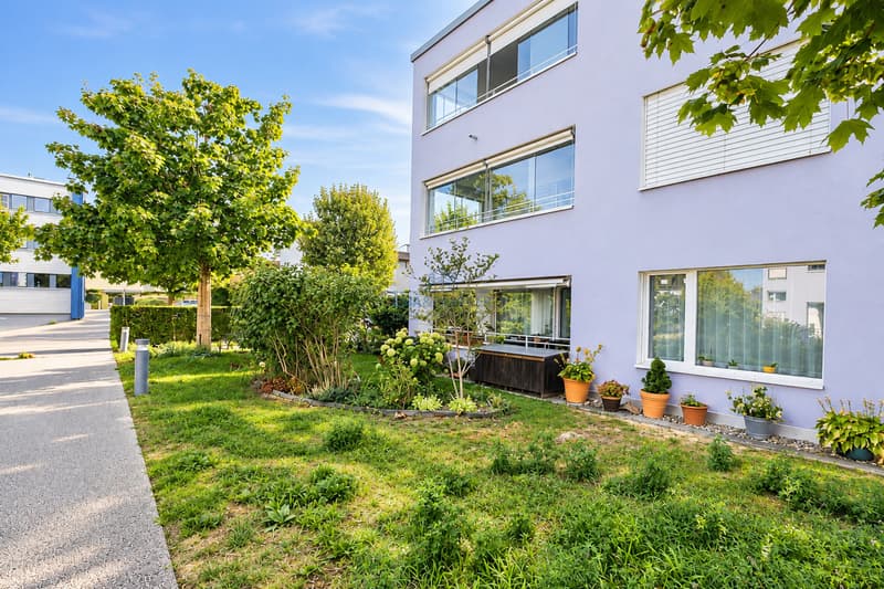 Wohnen mit Garten und Loggia - attraktive 4½-Zimmer-Wohnung in Augst (11)