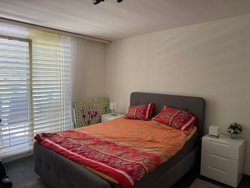 Charmante 2.5-Zimmer-Wohnung mit Balkon und schöner Aussicht in Kriens (6)