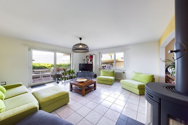 Nous vendons un appartement 4.5 pièces avec piscine condominiale (2)