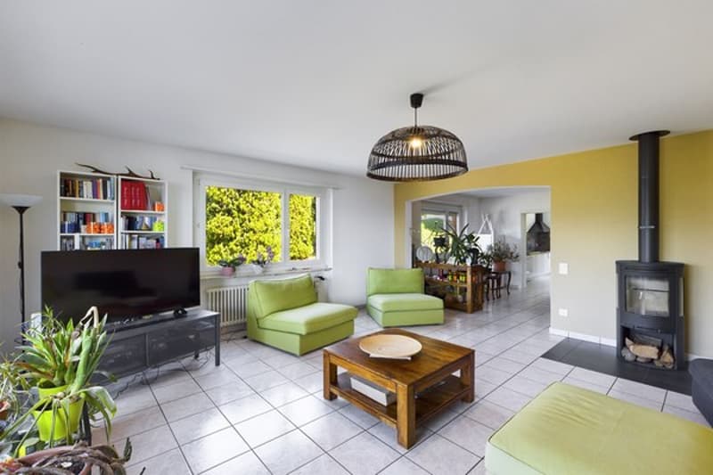 Nous vendons un appartement 4.5 pièces avec piscine condominiale (3)