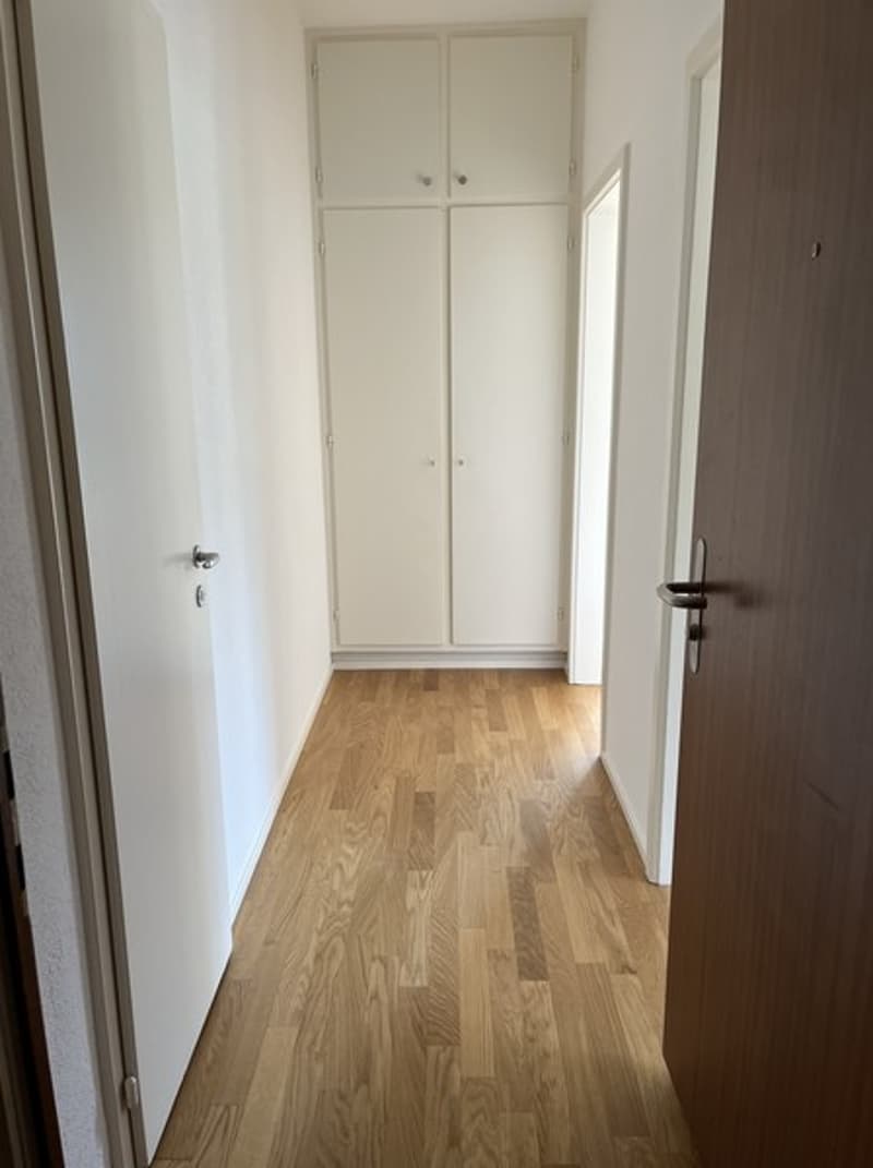 Nous louons un appartement 2.5 pièces à durée déterminée (échéance contractuelle 31.03.2027) (3)